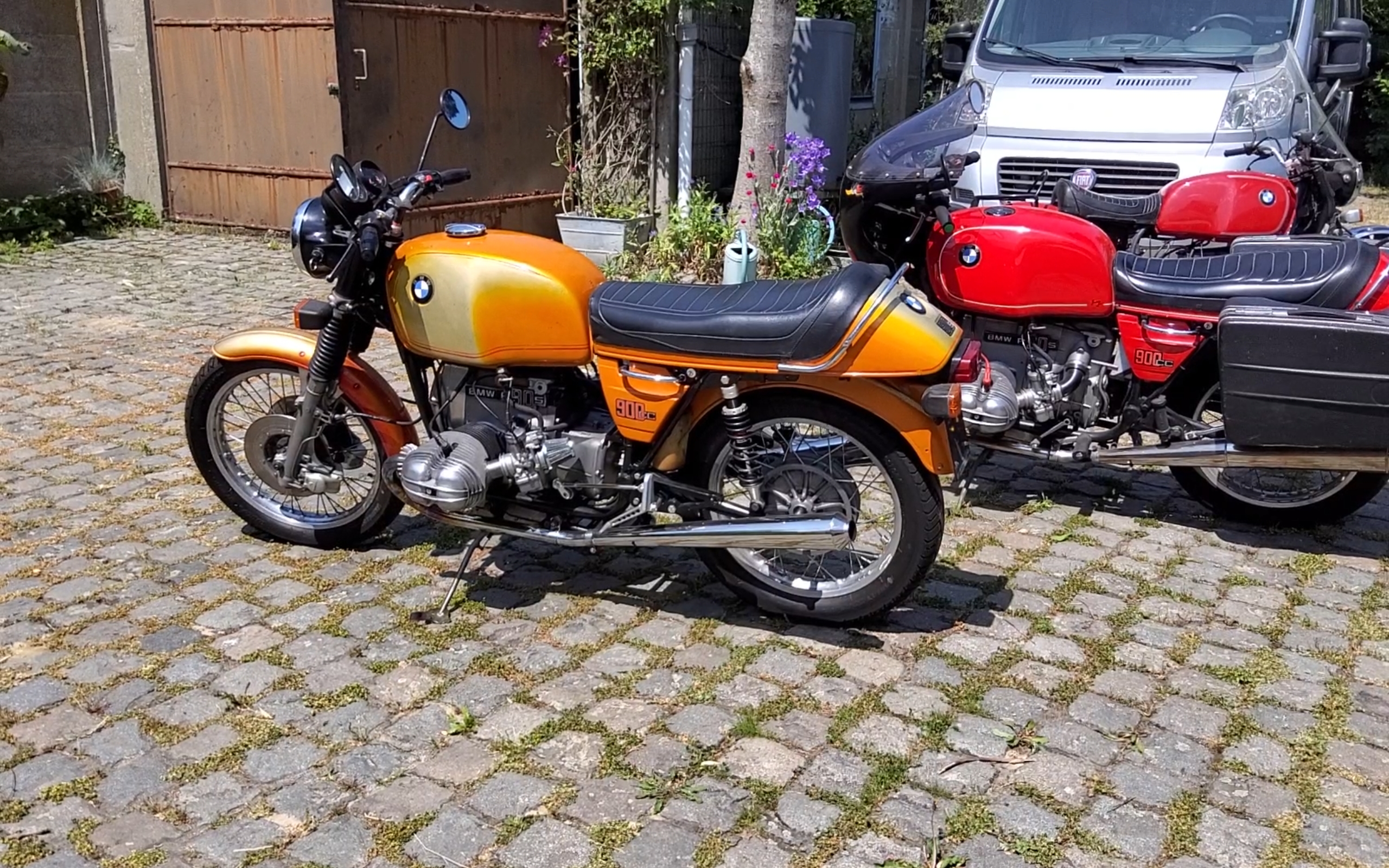 BMW R90S