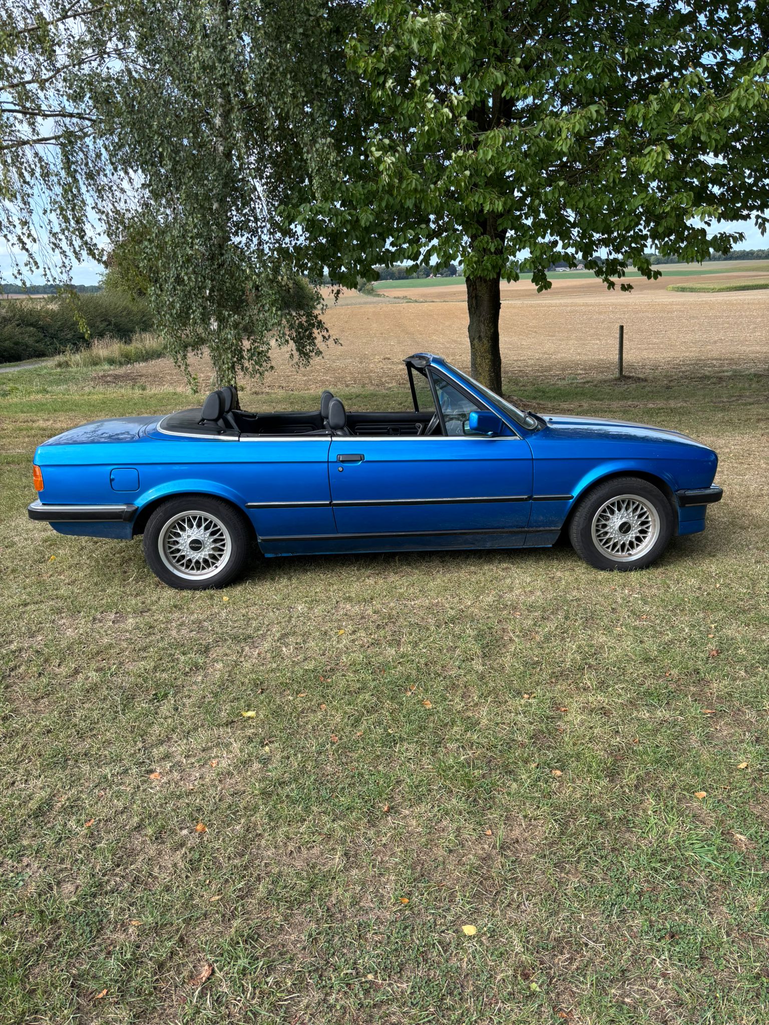 BMW 325i (Vendue) - Image 5